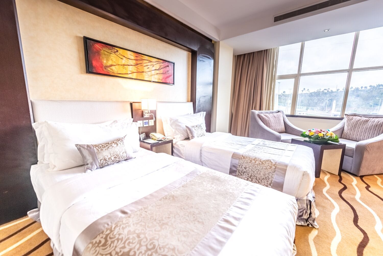 hypo-allergenic bedding, minibar, in-room safe, desk