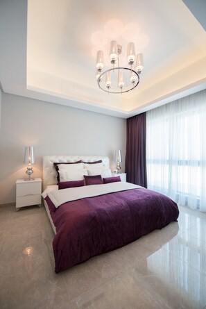 2 bedrooms, individually furnished, desk, laptop workspace - Al Manzil Residence (Manama)