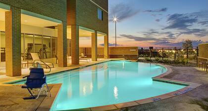 Courtyard by Marriott Dallas Carrollton