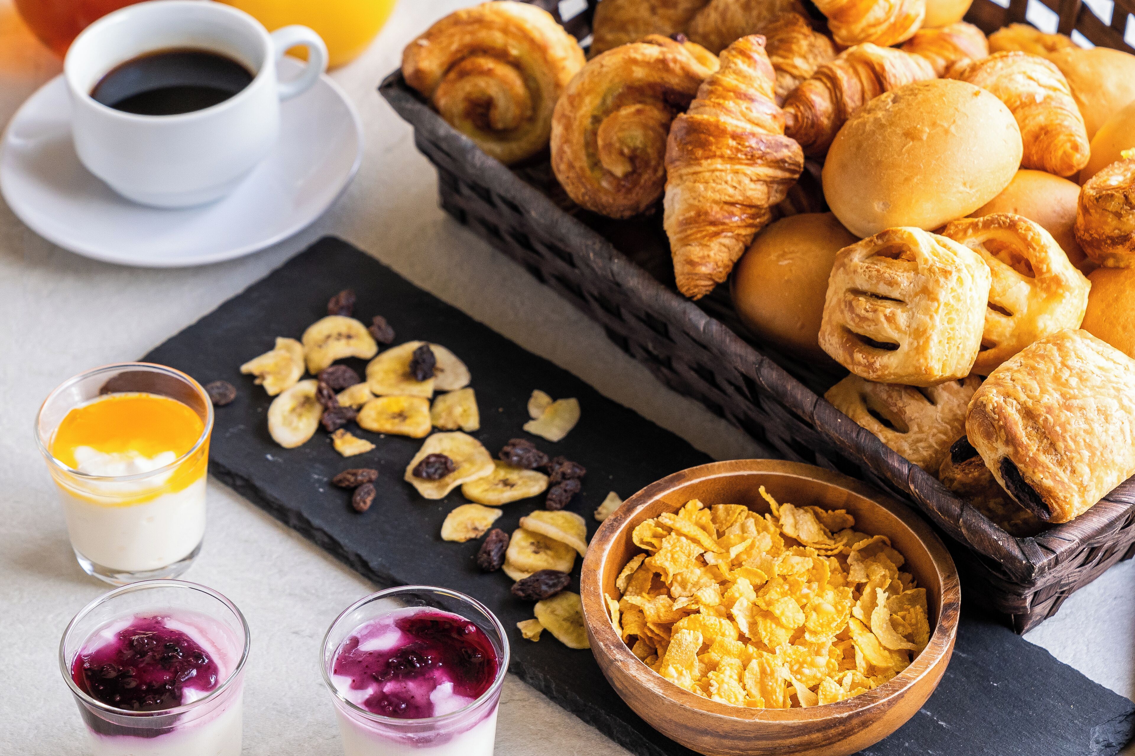 Daily buffet breakfast for a fee