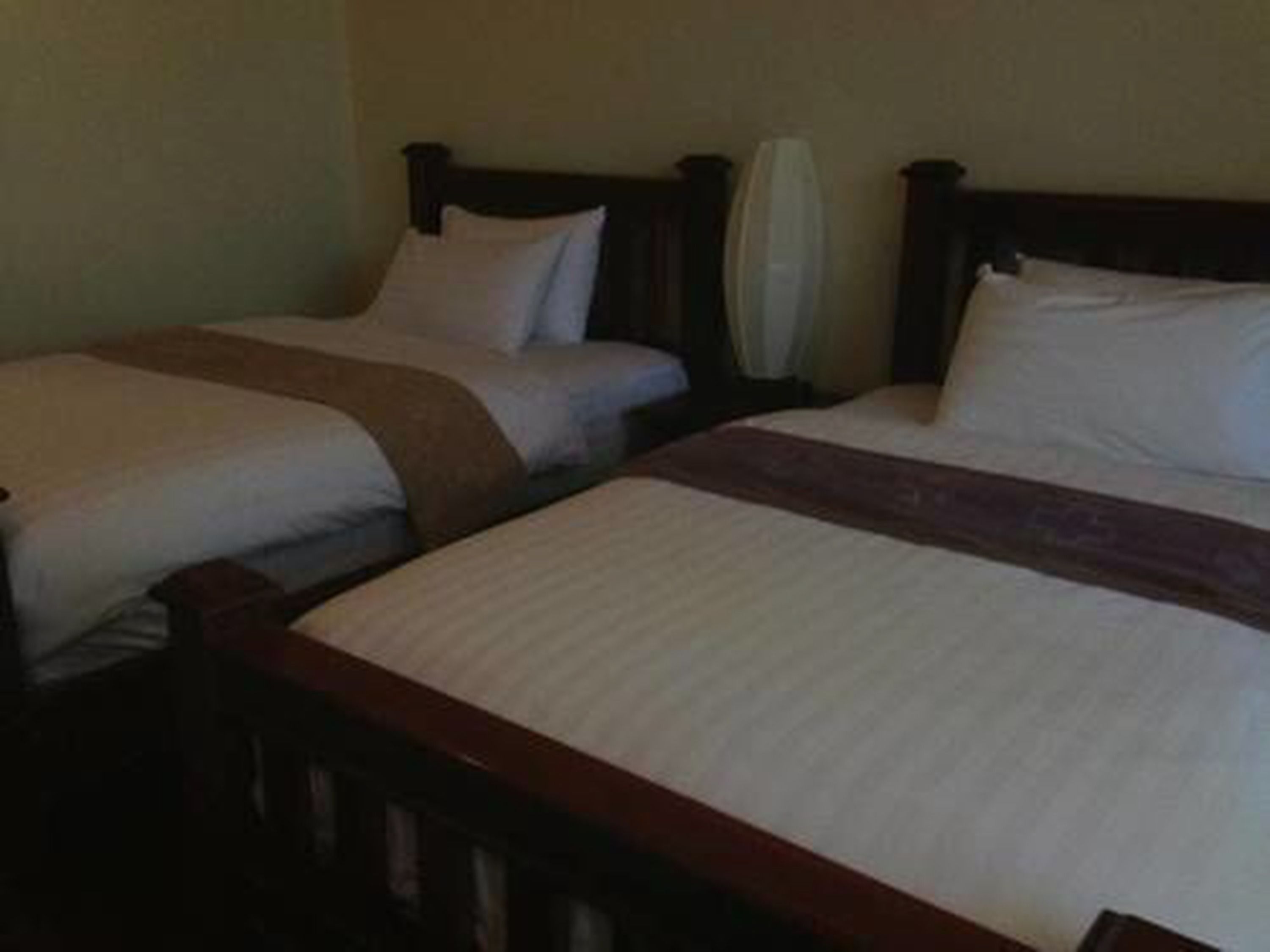 standard twin room | minibar, in-room safe, desk, rollaway beds