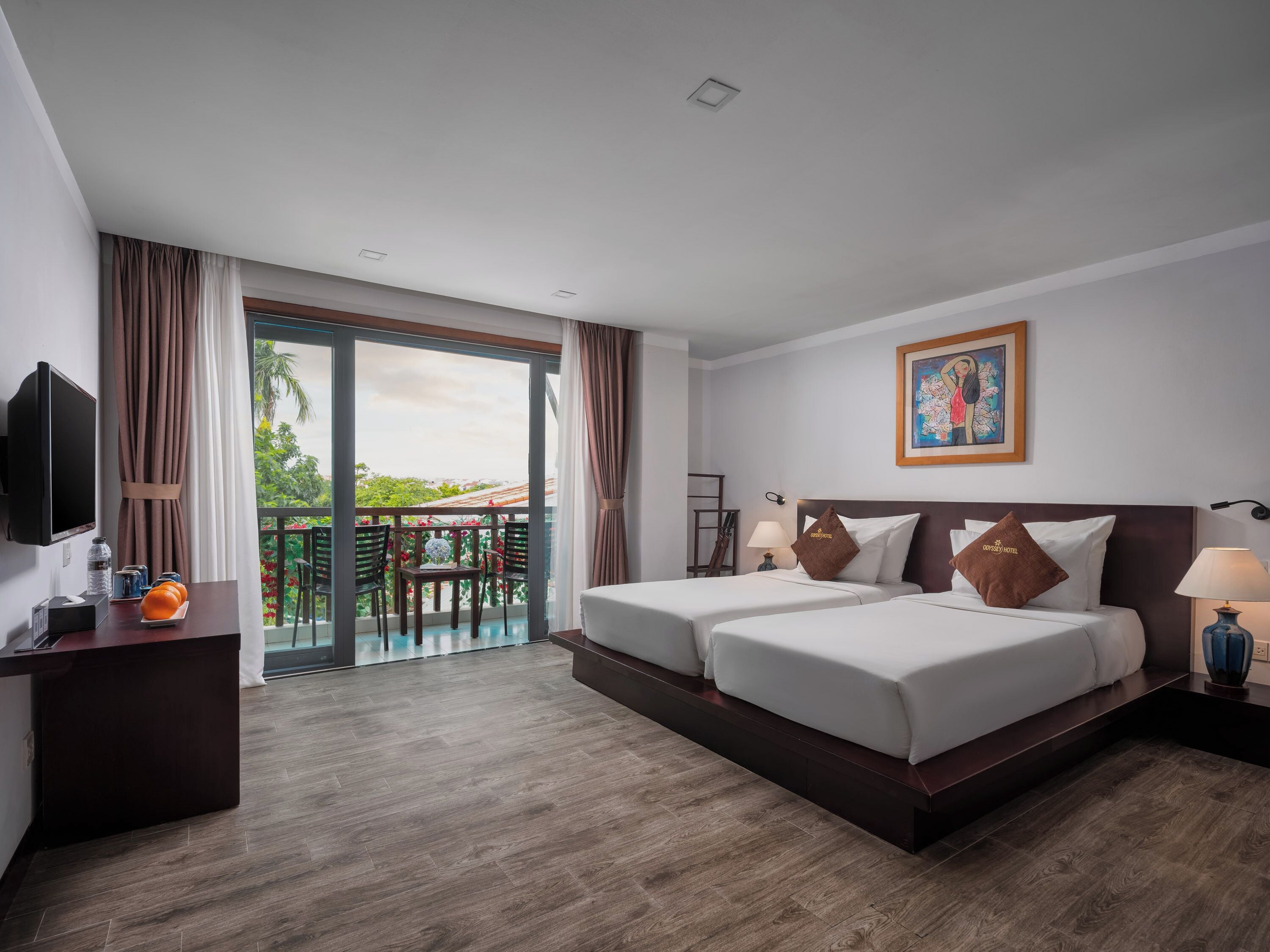 Dobbelt- eller tomannsrom – superior, 1 soverom, balkong, hageutsikt | Sengetøy av topp kvalitet, dundyner, minibar og safe på rommet