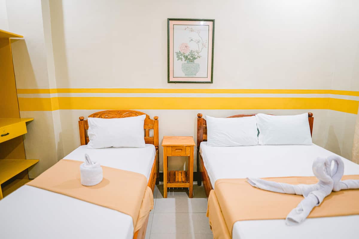 Super Deluxe Room (Triple Sharing)
