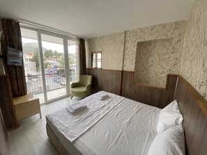 Standard Room | In-room safe, free WiFi, bed sheets - Romeo Beach Hotel (Kemer)