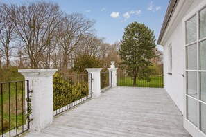 Sydvestværelset | Terrace/patio