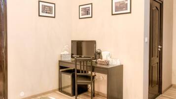 Premium bedding, minibar, in-room safe, desk