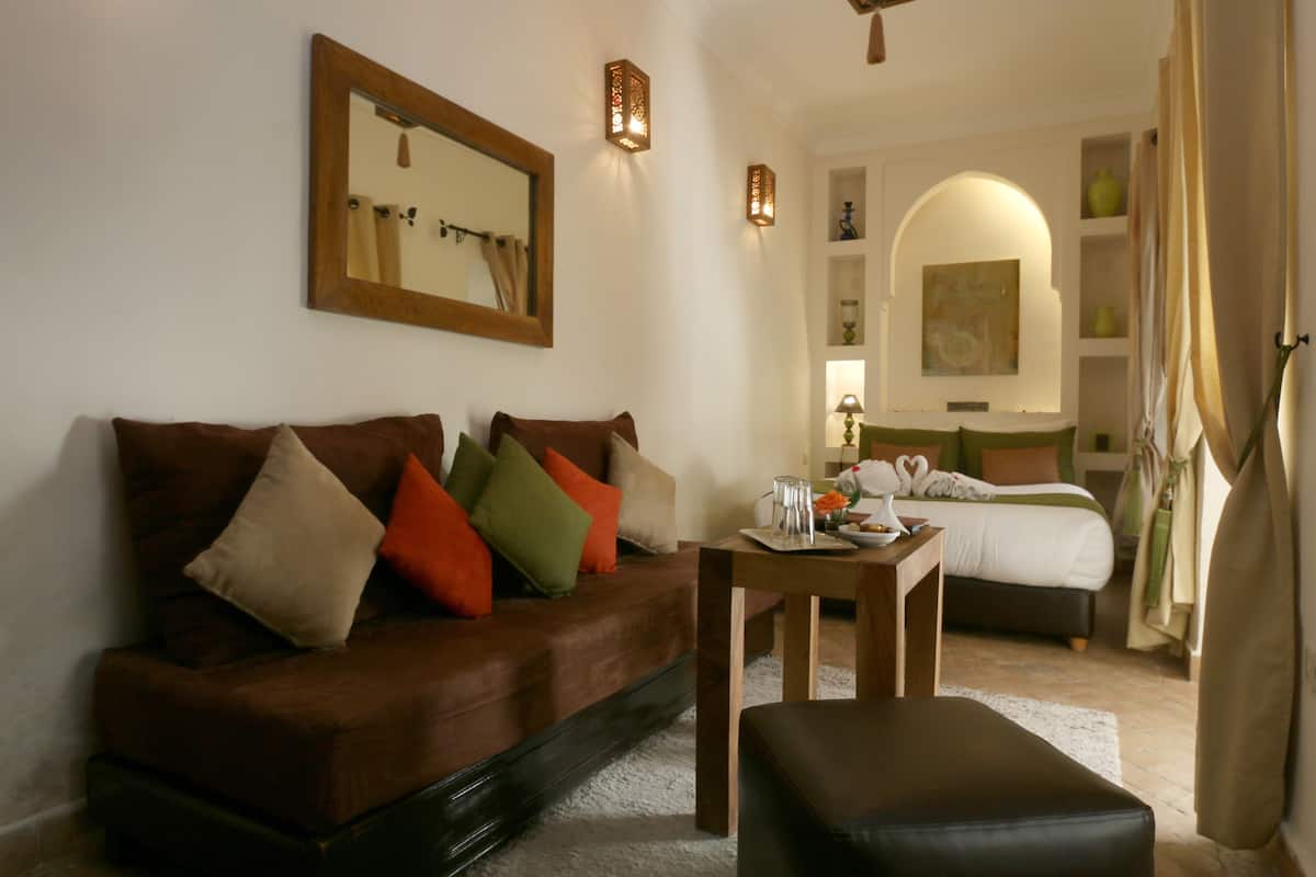 Superior Double Room, 1 Double Bed, Ground Floor | 1 bedroom, premium bedding, in-room safe, blackout drapes