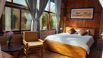 Garden View King with Balcony