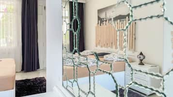 Appartement Confort, non-fumeurs, vue jardin | Décoration personnalisée, draps fournis