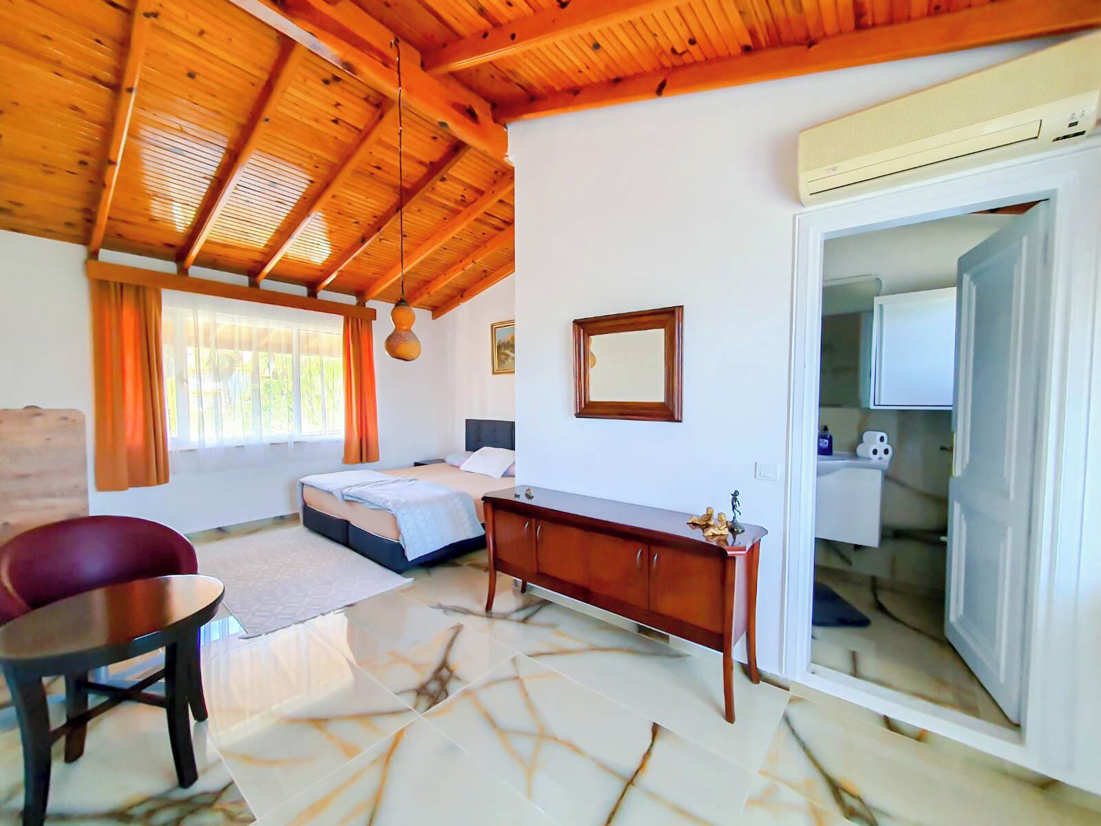 Comfort Apartment, Non Smoking, Garden View | Individually decorated, bed sheets