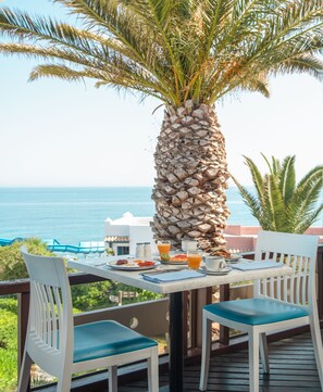 Tägliches inbegriffenes Frühstücksbuffet