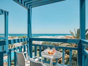 Zimmersafe, kostenloses WLAN, Bettwäsche