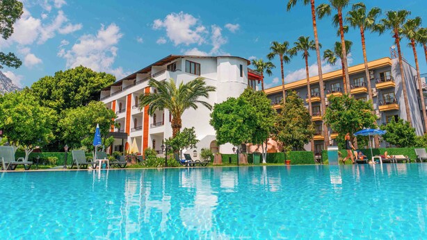 Seasonal outdoor pool, open 8 AM to 6:30 PM, pool umbrellas - Belpoint Beach Hotel (Kemer)