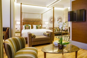 Deluxe Room, City View | Premium bedding, free minibar items, in-room safe - Ravouna 1906 Suites - Special Class, Adults Only (Istanbul)