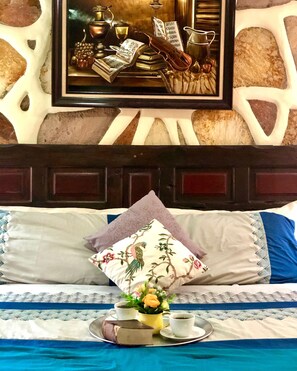 Signature Suite, 1 King Bed, Terrace, Mountain View