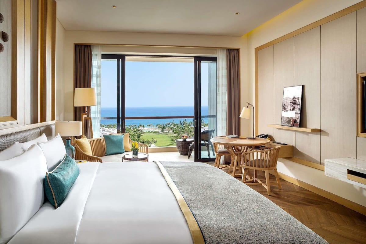 Ropa de cama de alta calidad y minibar