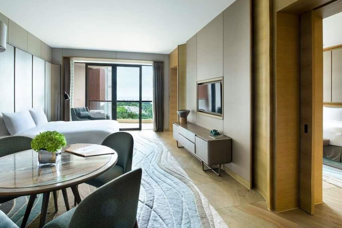 Suite, vista al océano (Imperial, Club Millesime) | Ropa de cama de alta calidad y minibar