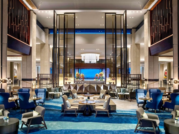 3 Restaurants, Mittagessen, Abendessen, internationale Küche