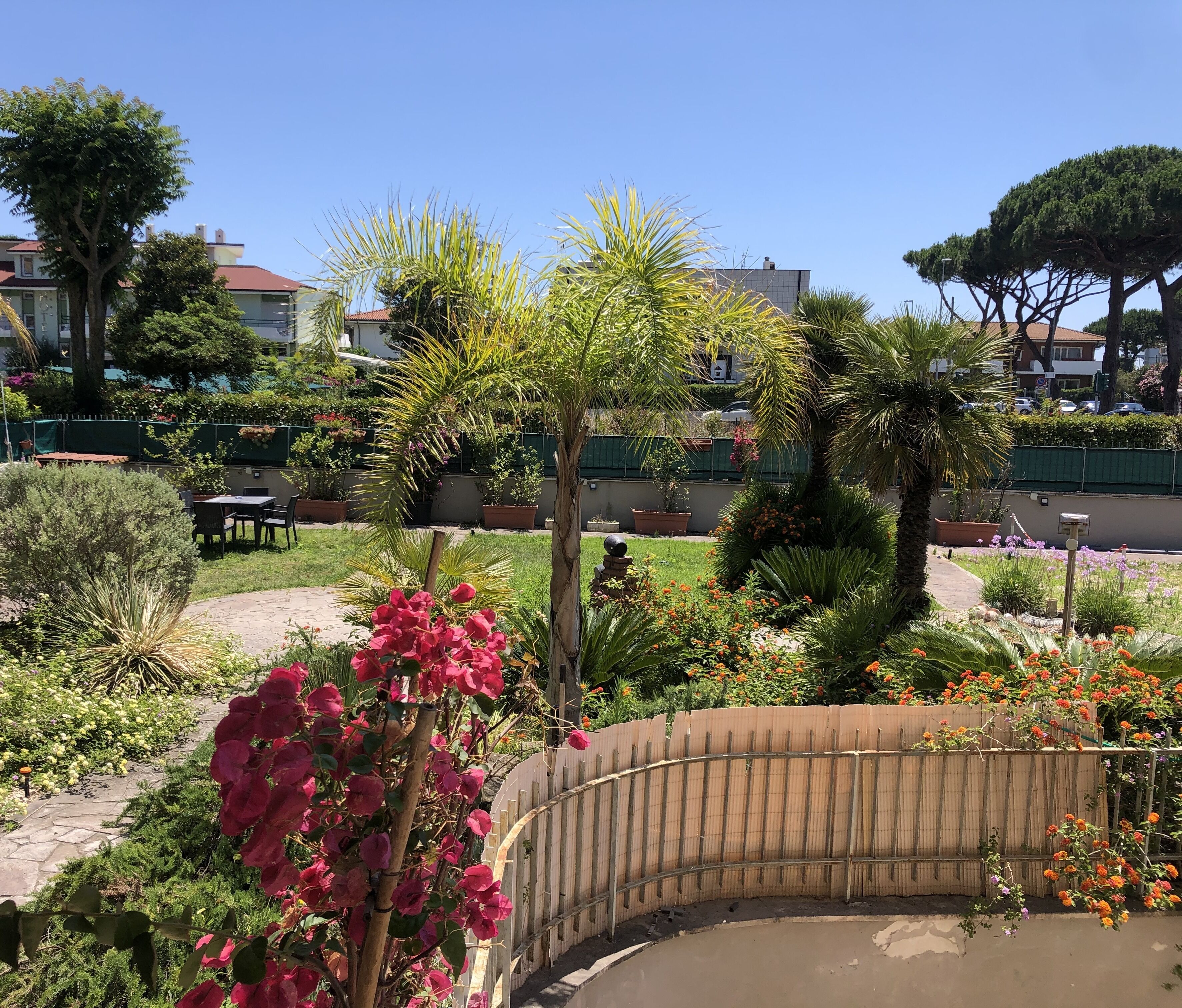 Superior Double Room, 1 Queen Bed, Garden View, Garden Area | Garden view