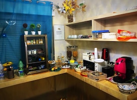 Desayuno buffet diario (EUR 10 por persona)