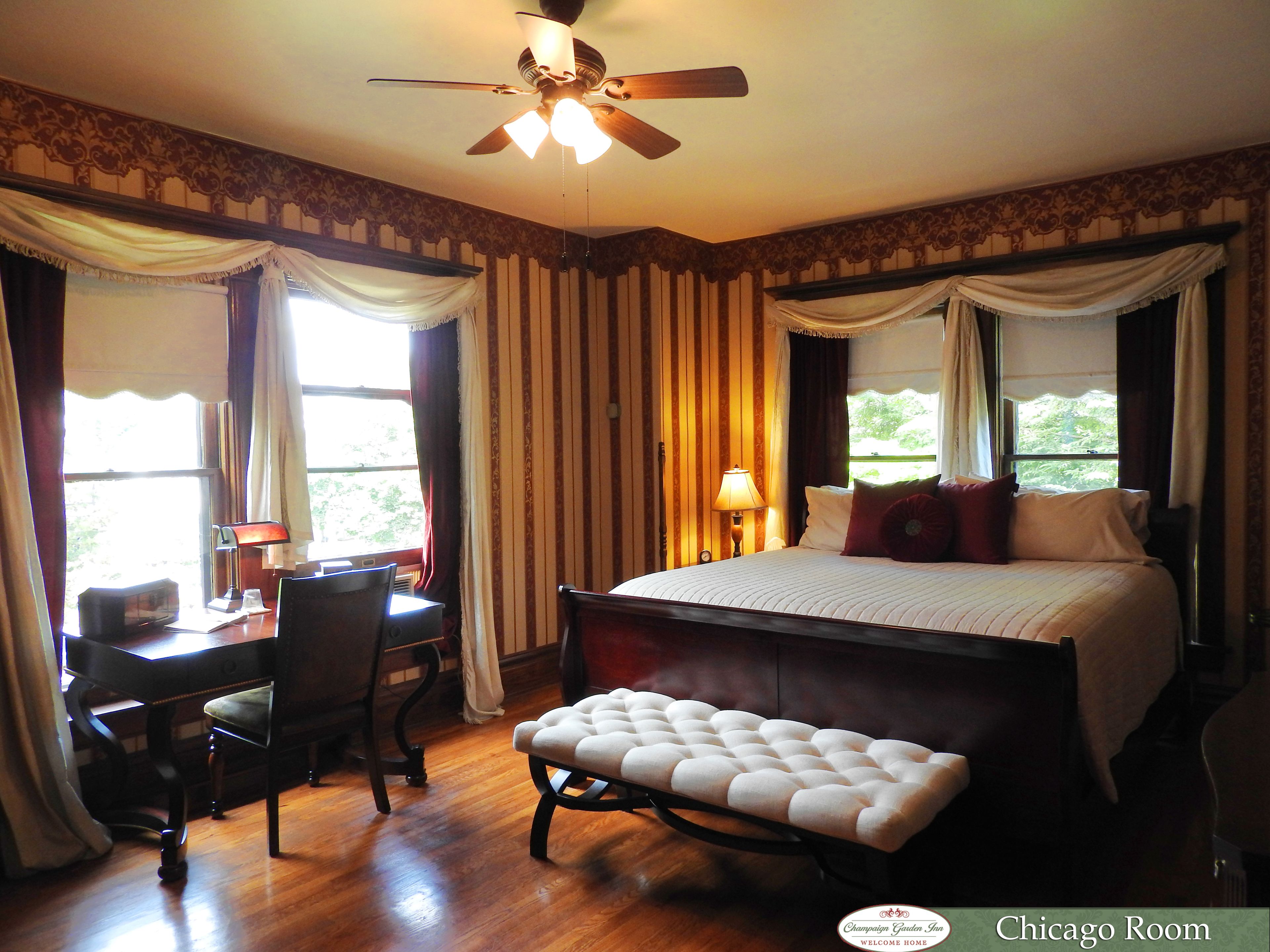 豪華客房, 1 張特大雙人床 | 高級寢具、舒適加層、折疊床/加床、免費無線上網