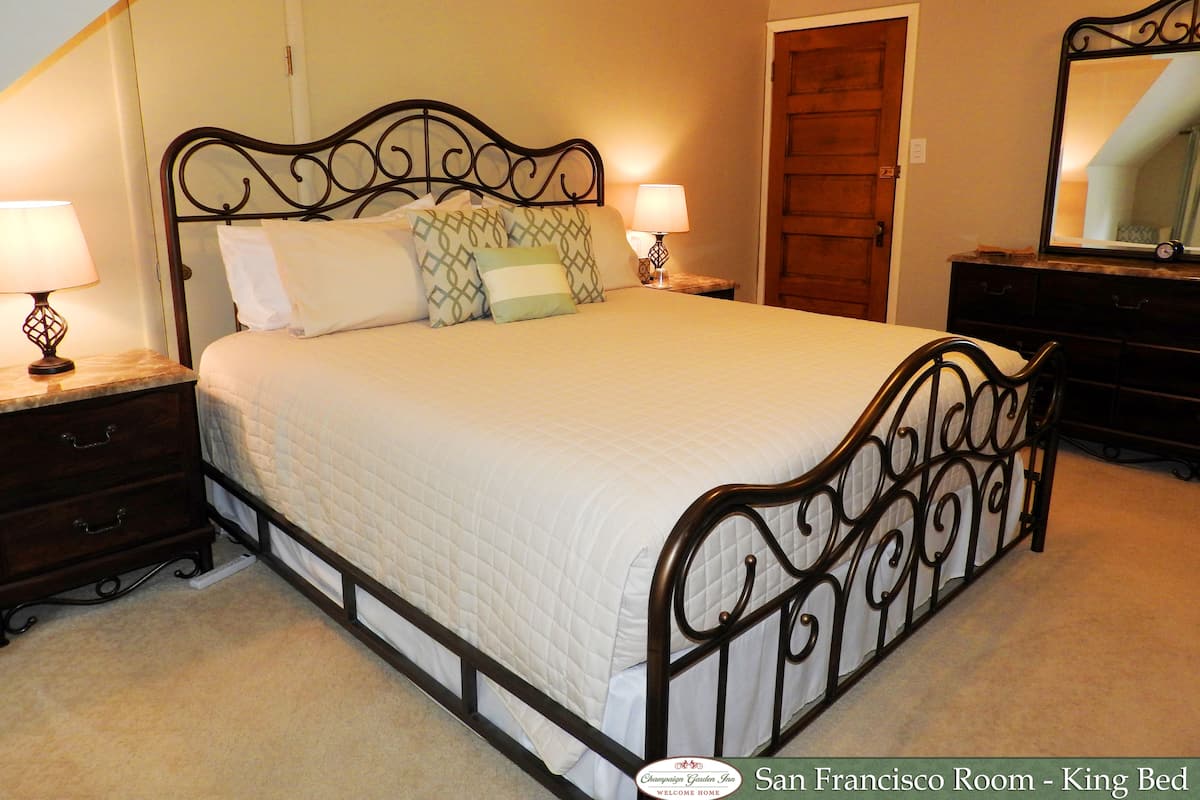 Habitación | Ropa de cama de alta calidad, camas con pillow-top y camas extra