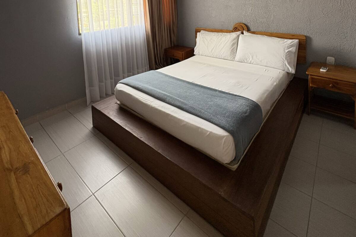 Superior Quadruple Room | Bed sheets