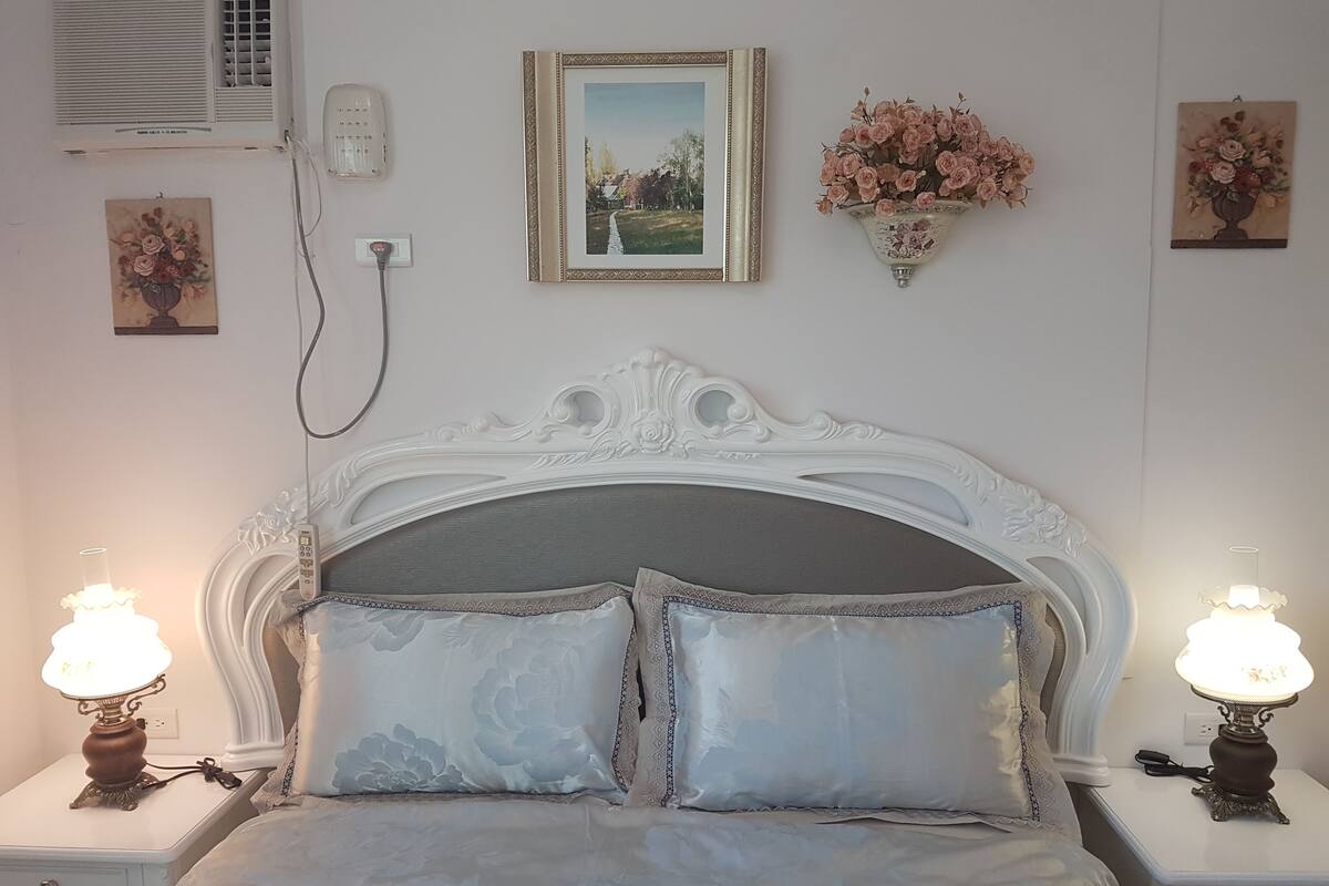 Double Room | Premium bedding, individually decorated, blackout curtains, free WiFi