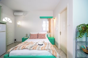 Estudio estándar | Decoración personalizada y muebles diferentes