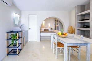 Deluxe-studiolejlighed - 1 kingsize-seng | Individuelt design, individuel indretning, strygejern/strygebræt