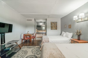 1 bedroom, in-room safe, desk, iron/ironing board