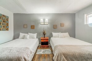 1 bedroom, in-room safe, desk, iron/ironing board