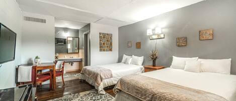 1 chambre, coffres-forts dans les chambres, bureau