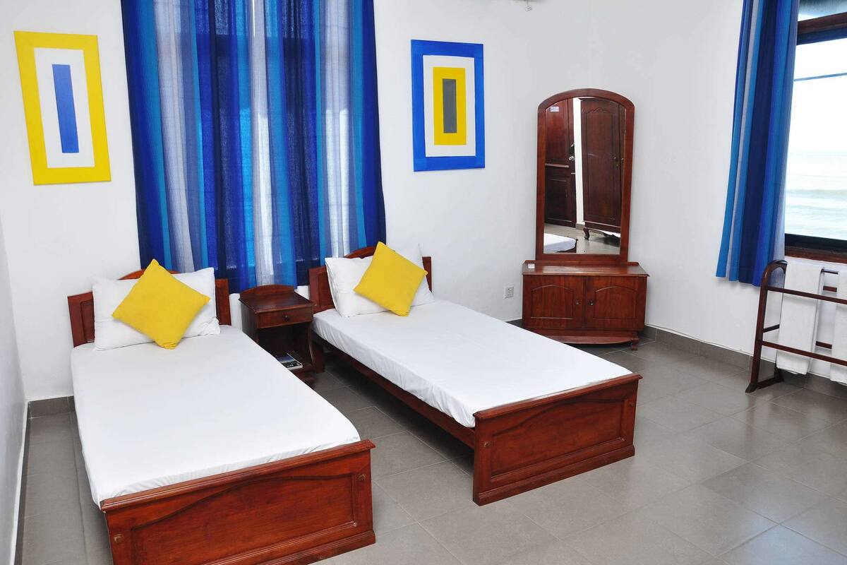 Premium bedding, desk, iron/ironing board, rollaway beds