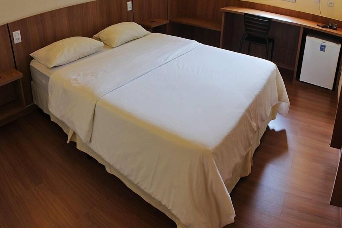 exclusive room | 1 bedroom, desk, soundproofing, free cots/infant beds