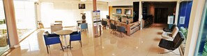 Reception - Bernal Hotel Econômico (Ituiutaba)