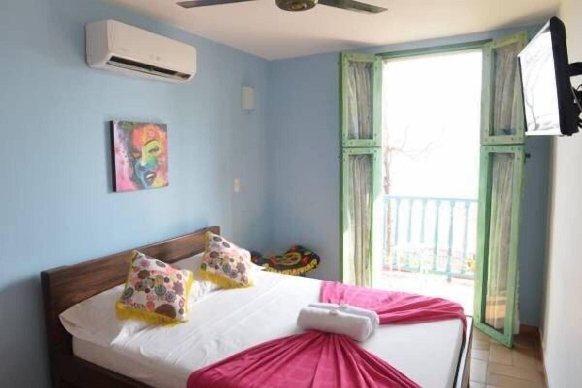 Double Room, Private Bathroom, City View | In-room safe, free WiFi