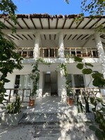 Suíte grand, vista para o oceano, de frente para a praia | Frigobar, cofres nos quartos, berços (sobretaxa), Wi-Fi de cortesia