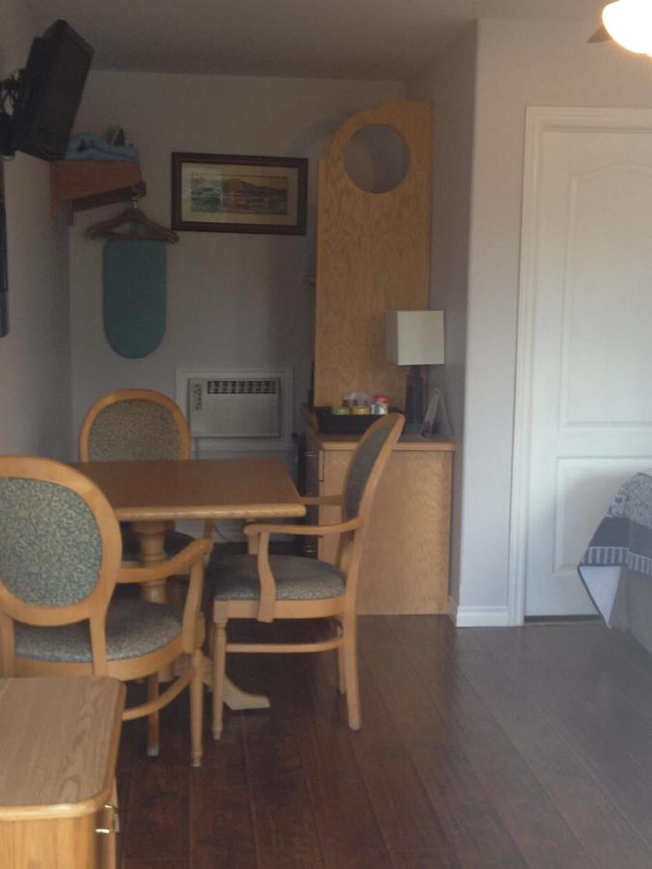 Fridge, microwave, coffee/tea maker