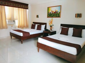 Phòng 2 giường đơn Deluxe | Minibar 