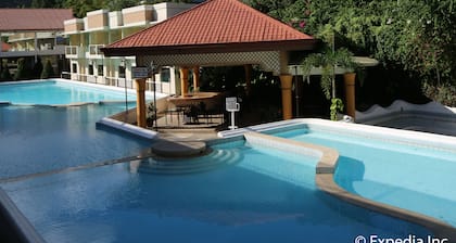 Splash Oasis Resort Hotel