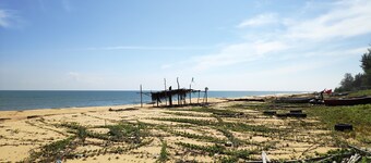 Semarak Beach Inn
