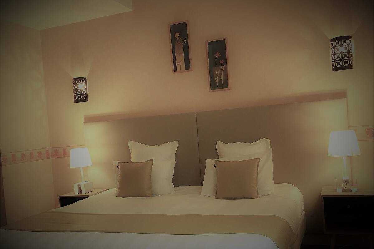 Comfort Double or Twin Room | Premium bedding, desk, iron/ironing board (on request), WiFi (free)