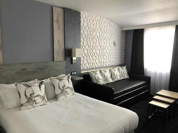 Literie de qualité supérieure, décoration personnalisée, bureau