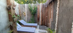 1 soverom, minibar, safe på rommet og skrivebord