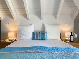 Superior Double Room, Balcony, Sea View | Minibar, in-room safe, blackout drapes, soundproofing