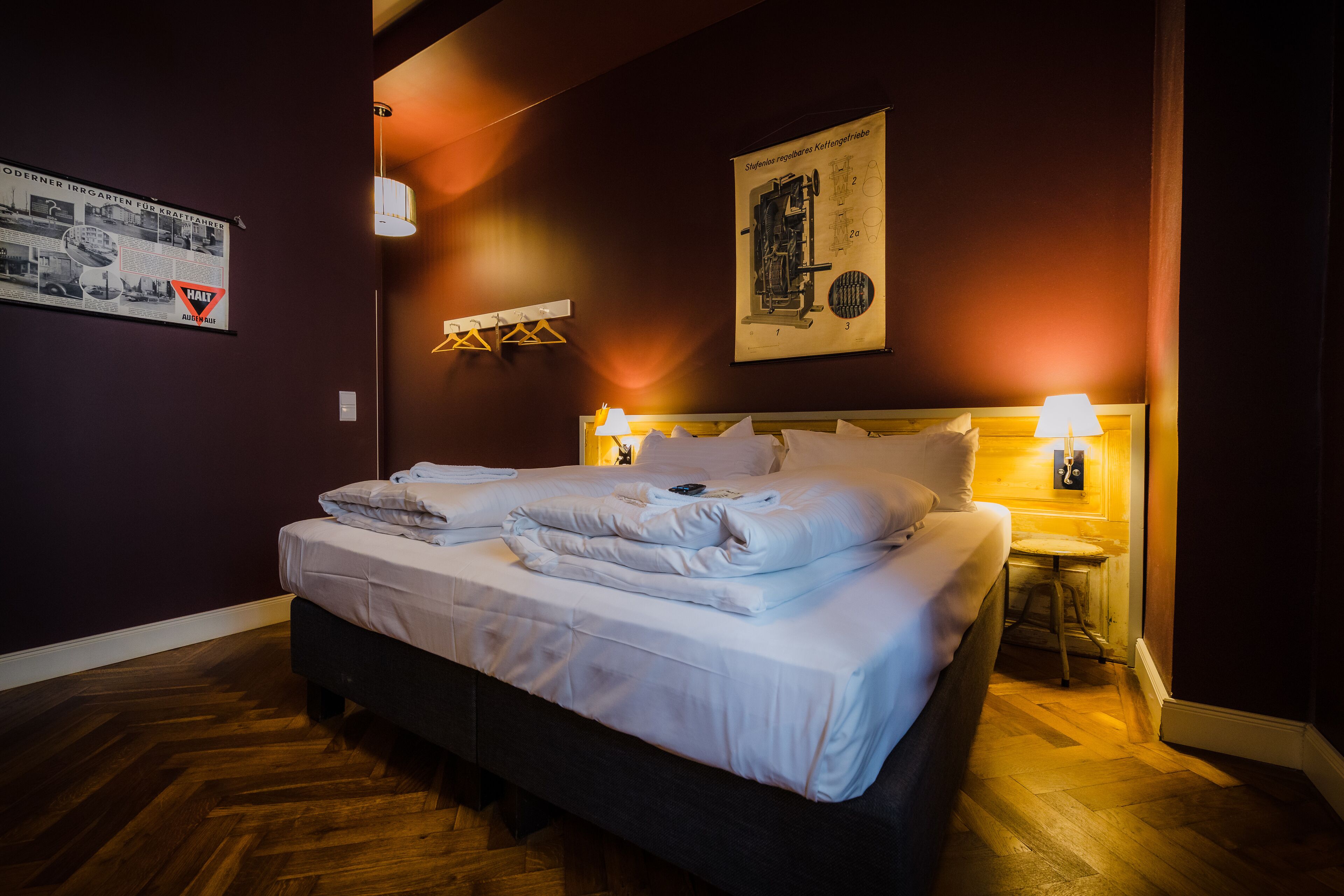 basic double room | 1 bedroom, individually decorated, desk, laptop workspace