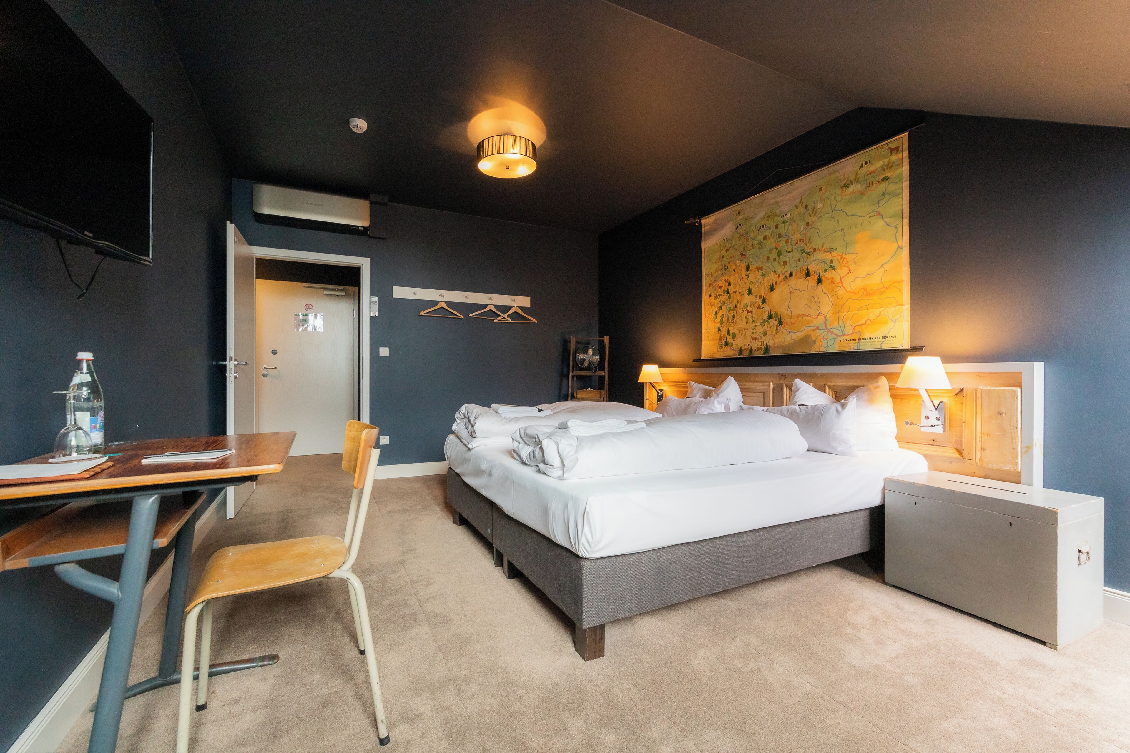 Basic Suite, 2 Bedrooms | Individually decorated, desk, laptop workspace, blackout drapes