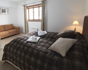 Standard Double or Twin Room, Mountain View | Cribs/infant beds, rollaway beds - Eidsbugarden Hotell (Vang)