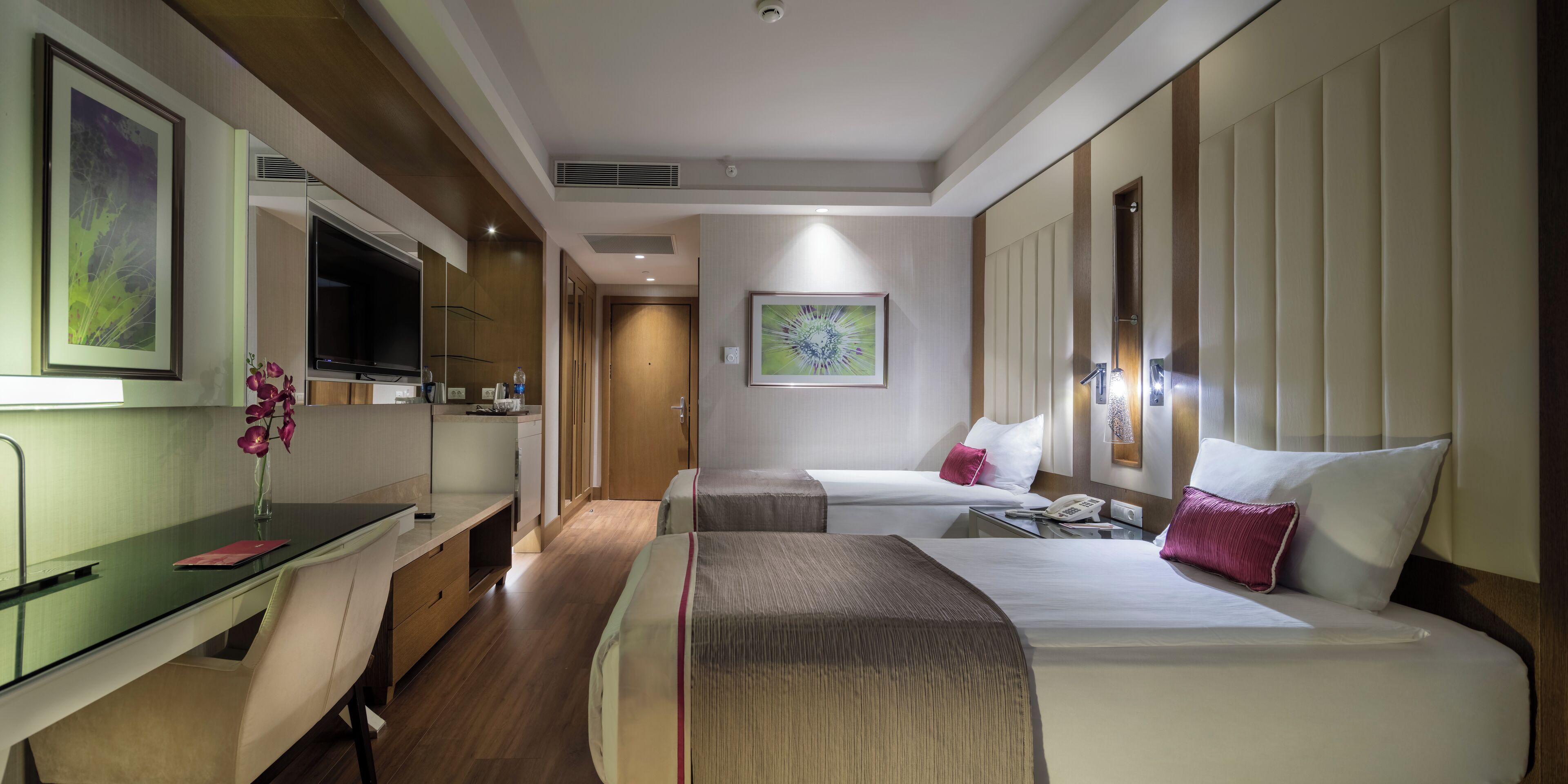 Premium bedding, free minibar, in-room safe, desk